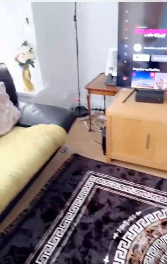 Blessed Home Bolton Esterno foto